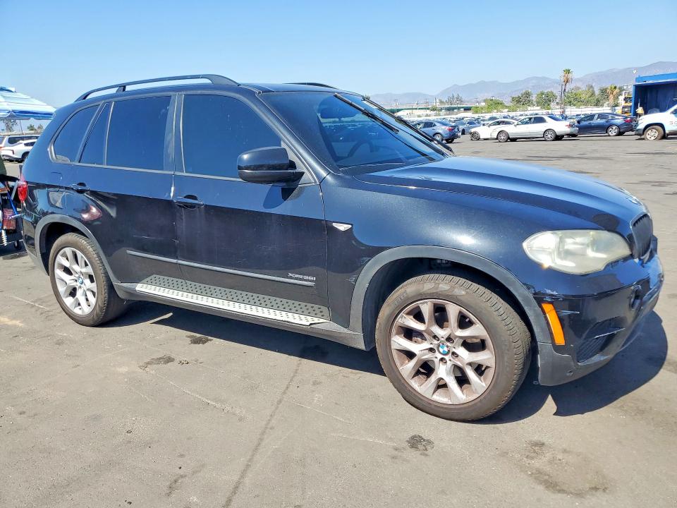 صورة رقم 4 من المزاد - 2013 BMW X5 مع VIN 5UXZV4C55D0B17670