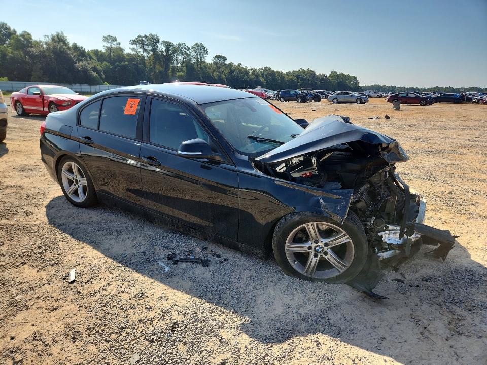 Фото 4 с аукциона – 2015 BMW 320 с VIN WBA3B1C5XFK136442