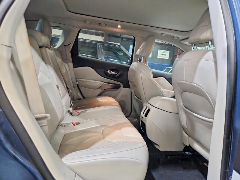 Снимка 11 от търг – 2020 JEEP CHEROKEE с VIN 1C4PJMDN2LD538916