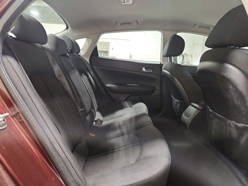 Photo 10 from auction – 2018 KIA OPTIMA with VIN 5XXGT4L34JG186323