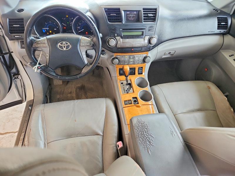 Photo 8 from auction – 2008 TOYOTA HIGHLANDER with VIN JTEEW44A282010460