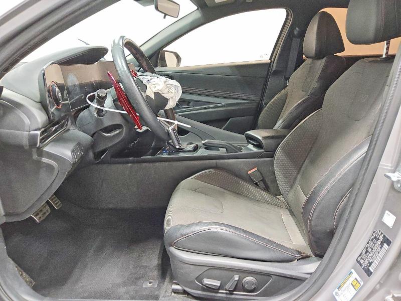 Снимка 7 от търг – 2023 HYUNDAI ELANTRA с VIN KMHLR4AF0PU629673