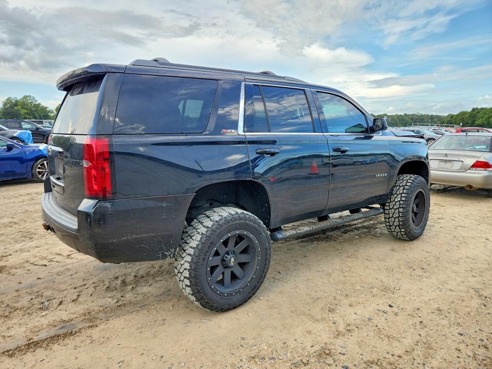 Photo 3 from auction – 2017 CHEVROLET TAHOE with VIN 1GNSKBKC7HR128823