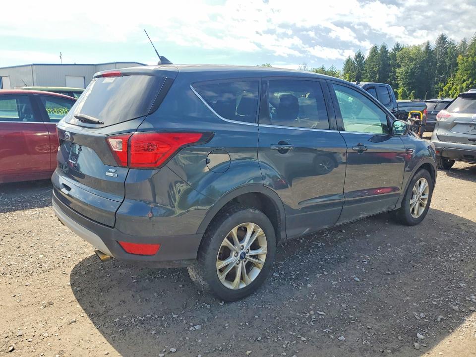 Zdjęcie 3 z aukcji – 2019 FORD ESCAPE z VIN 1FMCU9GD9KUA28403