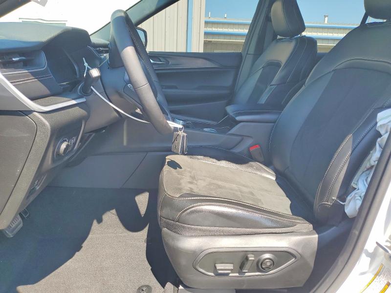 Снимка 7 от търг – 2025 JEEP GRAND CHEROKEE с VIN 1C4RJHAG5SC329423