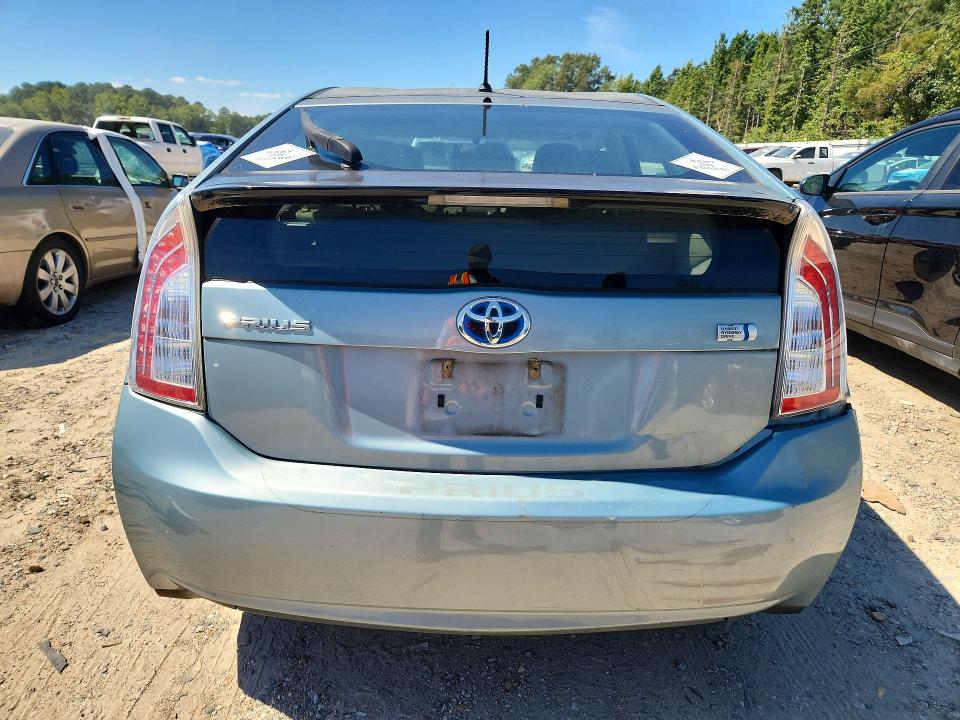 Photo 6 from auction – 2014 TOYOTA PRIUS with VIN JTDKN3DU9E1752581