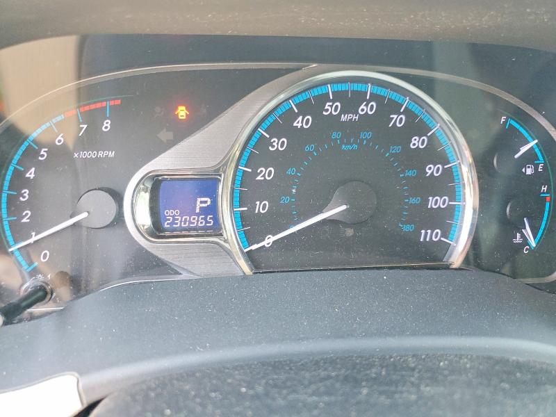 Photo 9 from auction – 2012 TOYOTA SIENNA with VIN 5TDYK3DC7CS256589