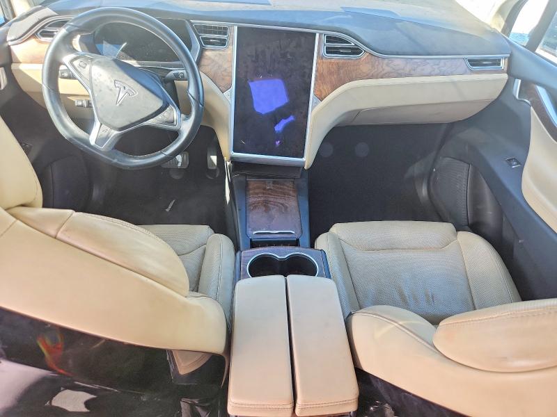 Photo 8 from auction – 2016 TESLA MODEL X with VIN 5YJXCBE22GF016594