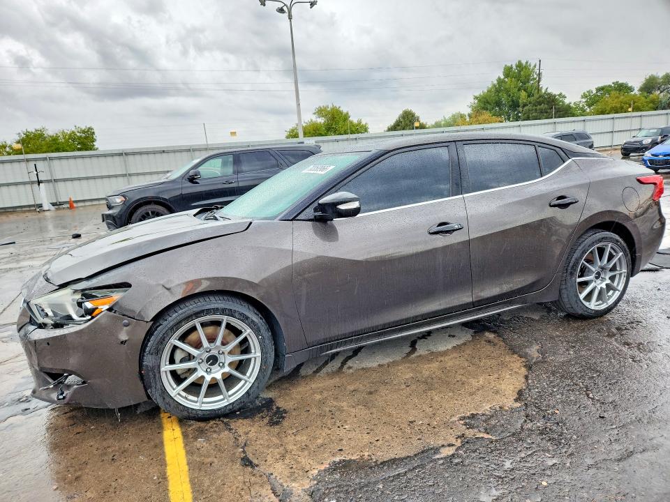 2016 Nissan Maxima