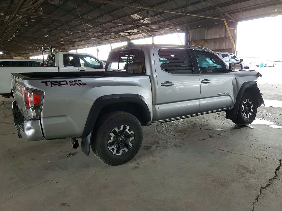 Снимка 3 от търг – 2022 TOYOTA TACOMA с VIN 3TMAZ5CN1NM164778