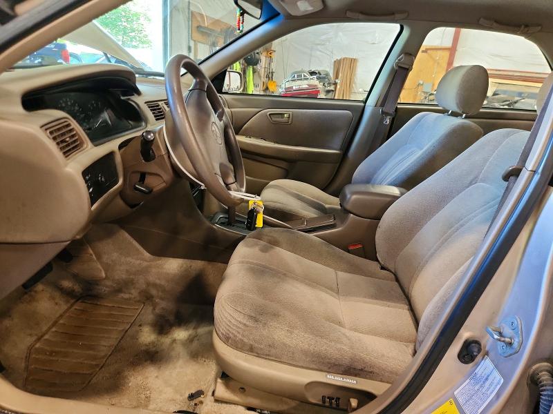 Photo 7 from auction – 2001 TOYOTA CAMRY with VIN 4T1BG28K51U098437