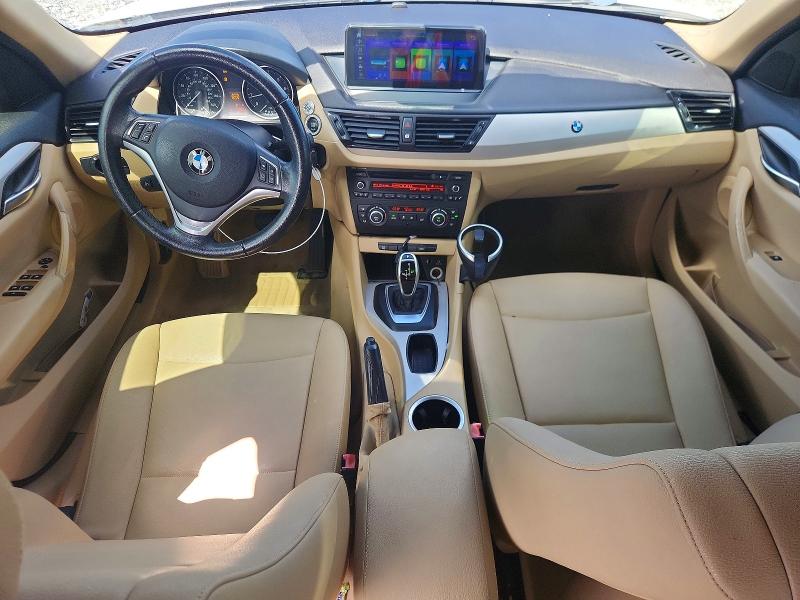 صورة رقم 8 من المزاد - 2015 BMW X1 مع VIN WBAVM1C57FV316527