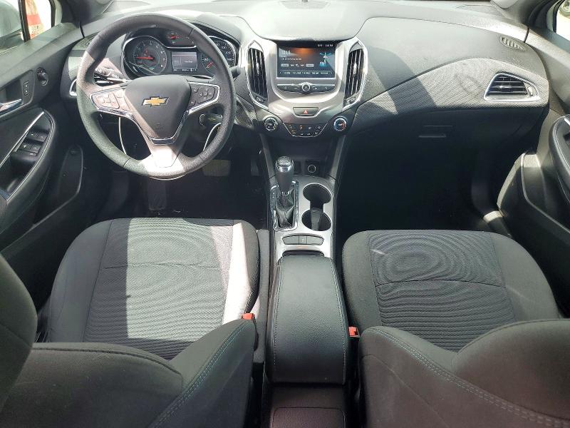 Photo 8 from auction – 2017 CHEVROLET CRUZE with VIN 1G1BE5SM6H7147345