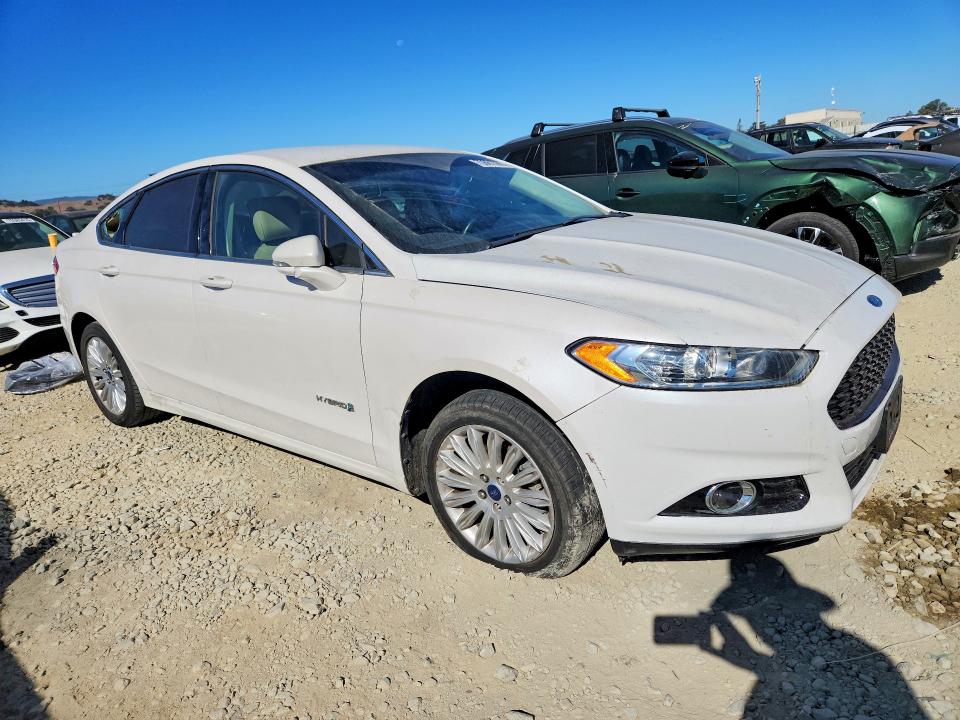 Фото 4 с аукциона – 2013 FORD FUSION с VIN 3FA6P0LU9DR371626