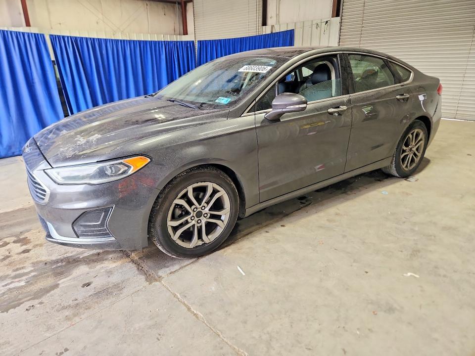 FORD FUSION 2019 with VIN 3FA6P0CD7KR139393 - Photo from auction