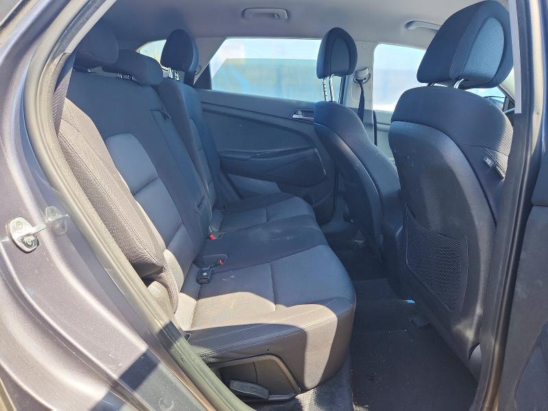 Photo 10 from auction – 2017 HYUNDAI TUCSON with VIN KM8J23A45HU550098