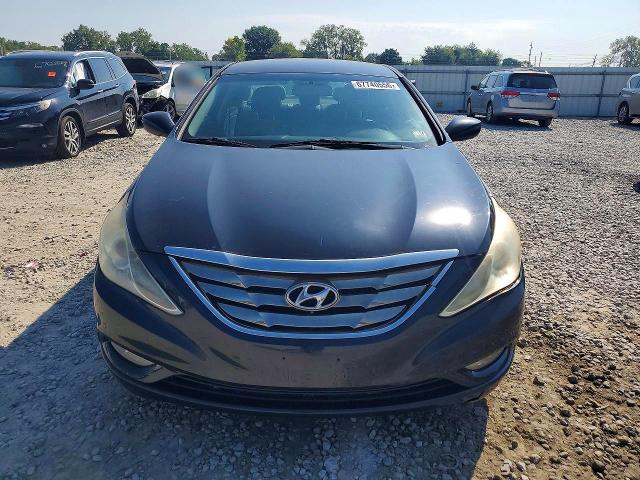 Photo 5 from auction – 2011 HYUNDAI SONATA with VIN 5NPEC4AC5BH036527