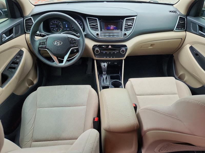 Photo 8 from auction – 2016 HYUNDAI TUCSON with VIN KM8J33A22GU076704