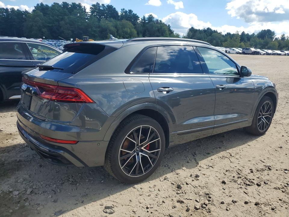 Zdjęcie 3 z aukcji – 2019 AUDI Q8 z VIN WA1EVAF1XKD031310