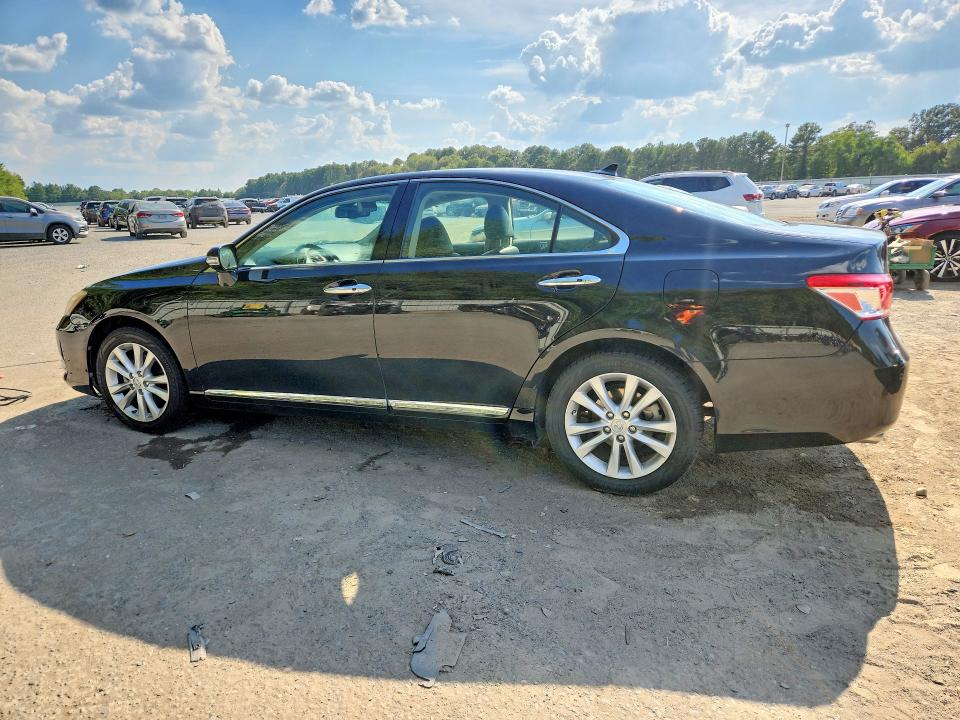 Zdjęcie 2 z aukcji – 2011 LEXUS ES z VIN JTHBK1EG7B2429575