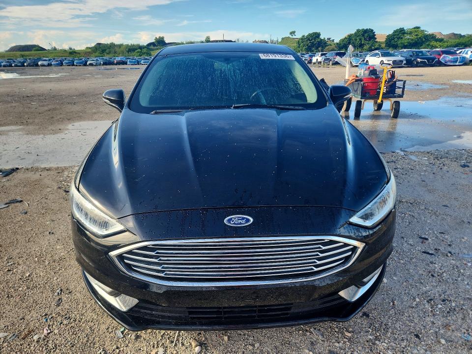 Photo 5 from auction – 2017 FORD FUSION with VIN 3FA6P0HD6HR132582