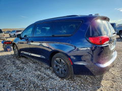 Photo 2 from auction – 2020 CHRYSLER PACIFICA with VIN 2C4RC1N79LR200606