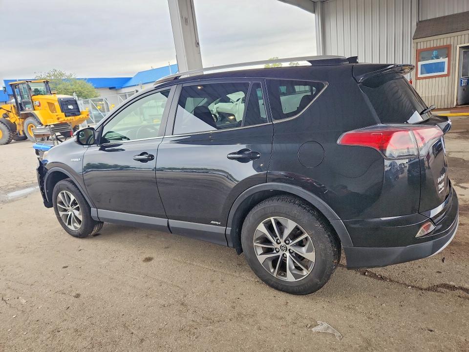 Zdjęcie 2 z aukcji – 2016 TOYOTA RAV4 z VIN JTMRJREV1GD030754