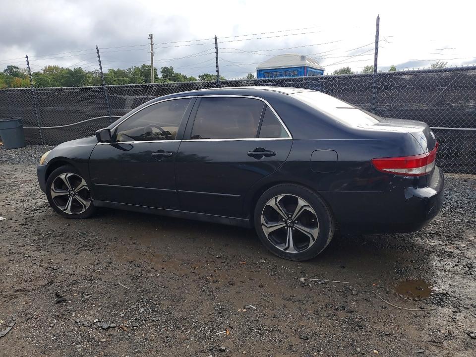 Photo 2 from auction – 2004 HONDA ACCORD with VIN 1HGCM56334A015402