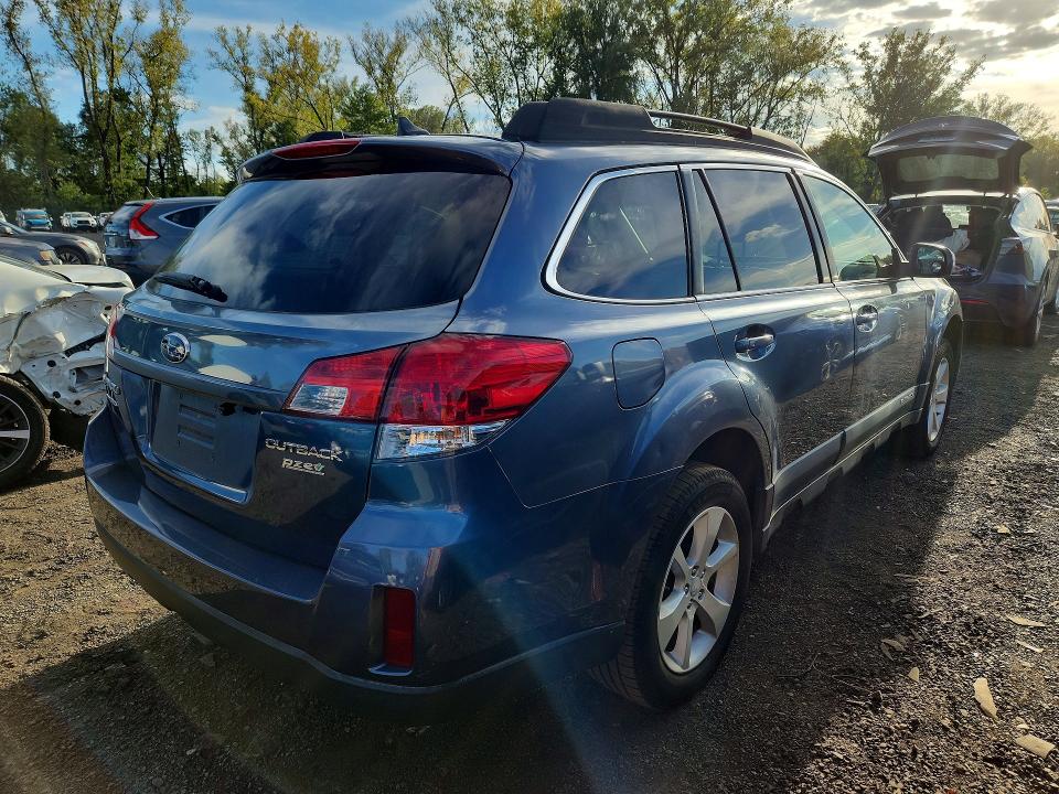 صورة رقم 3 من المزاد - 2014 SUBARU OUTBACK مع VIN 4S4BRBCC2E3233198