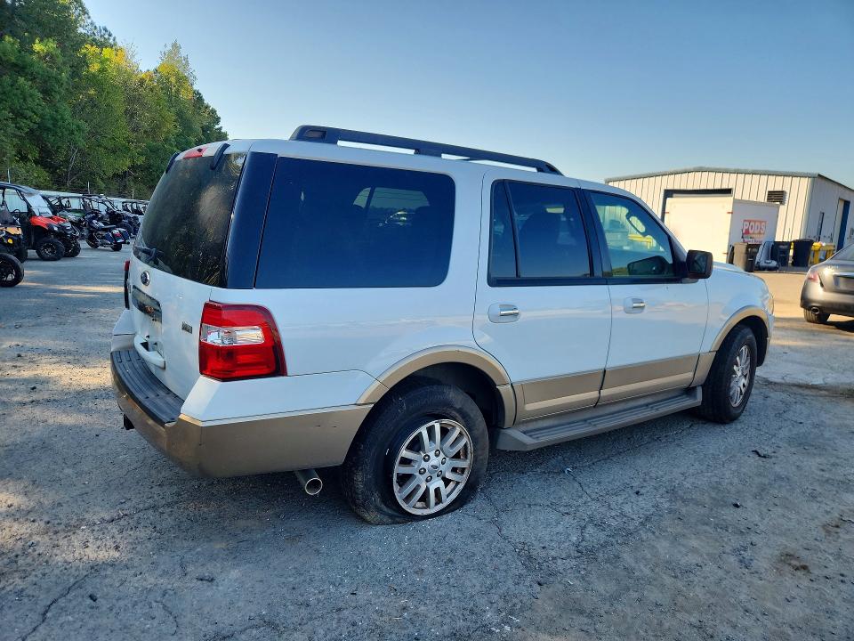 Снимка 3 от търг – 2011 FORD EXPEDITION с VIN 1FMJU1H58BEF47226