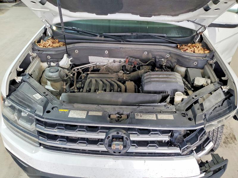 Photo 12 from auction – 2019 VOLKSWAGEN ATLAS with VIN 1V2MR2CA4KC537459