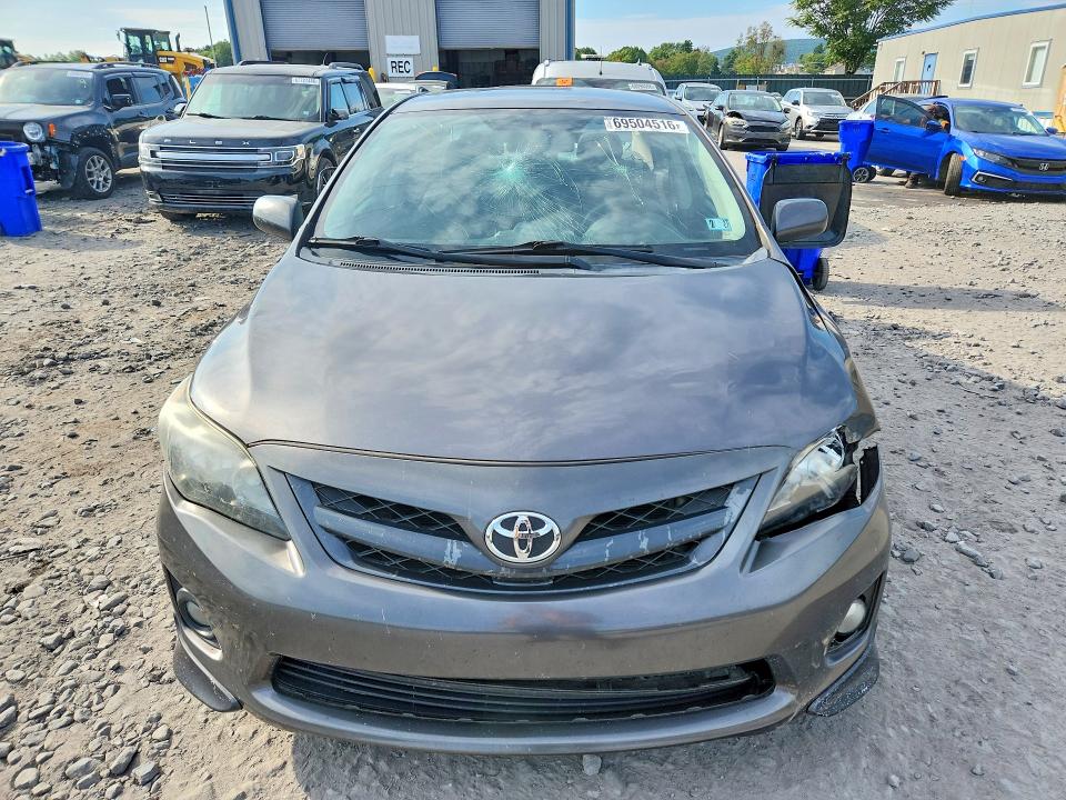 Снимка 5 от търг – 2013 TOYOTA COROLLA с VIN 5YFBU4EE5DP075216