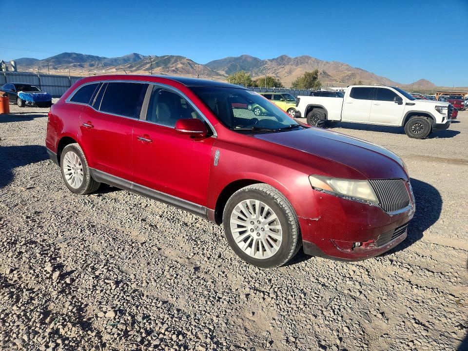 Zdjęcie 4 z aukcji – 2014 LINCOLN MKT z VIN 2LMHJ5FK7EBL51788