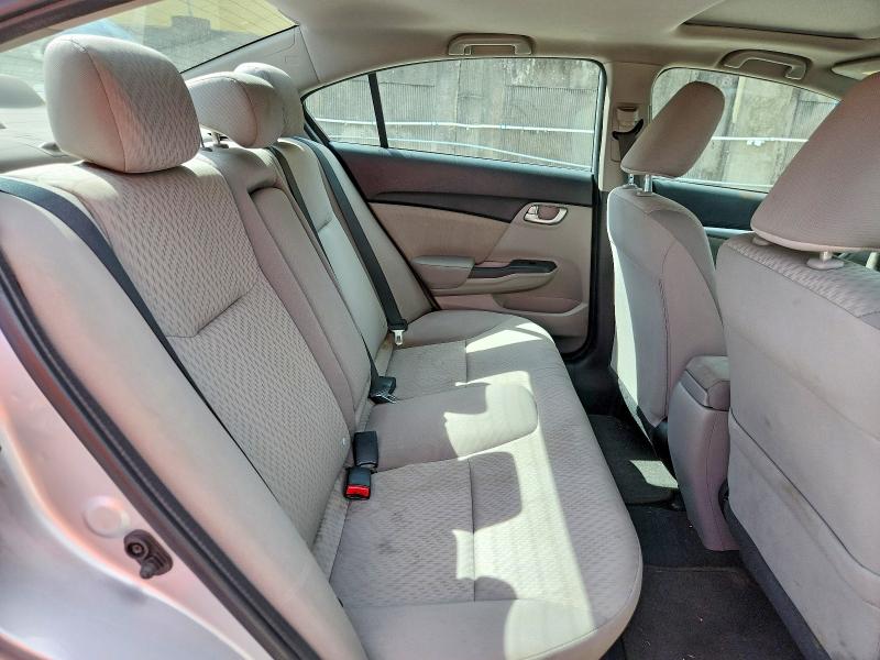 Снимка 10 от търг – 2015 HONDA CIVIC с VIN 19XFB2F81FE078249