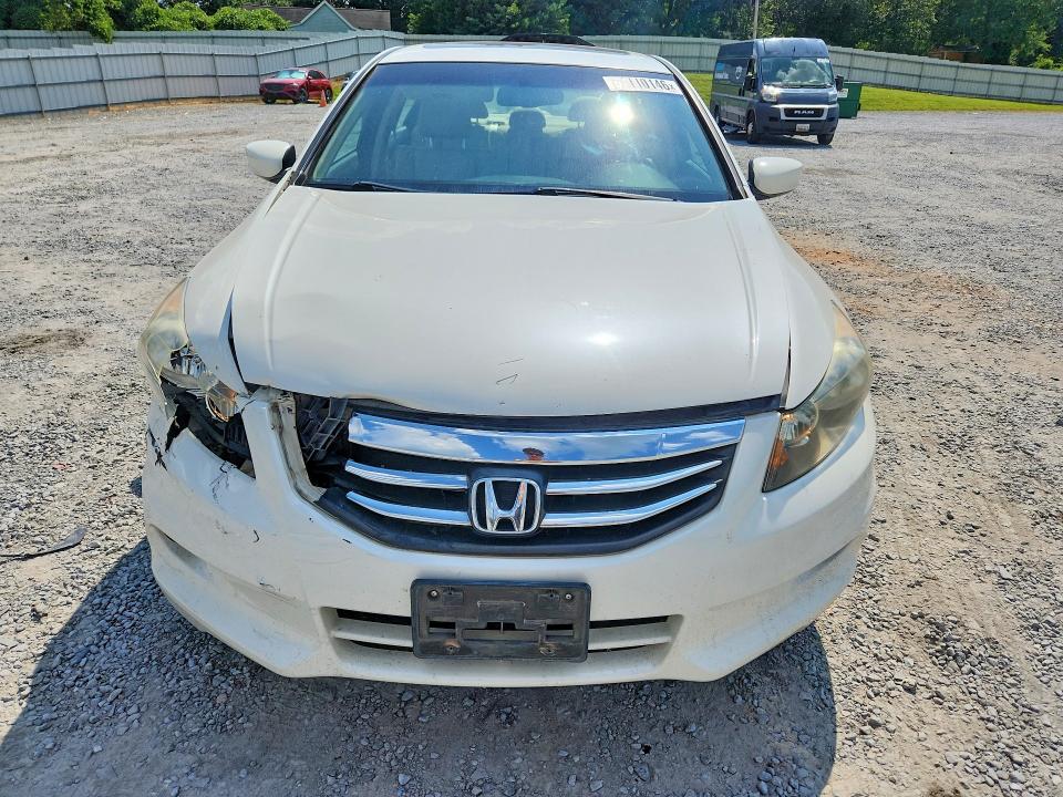 Photo 5 from auction – 2011 HONDA ACCORD with VIN 1HGCP3F81BA006329