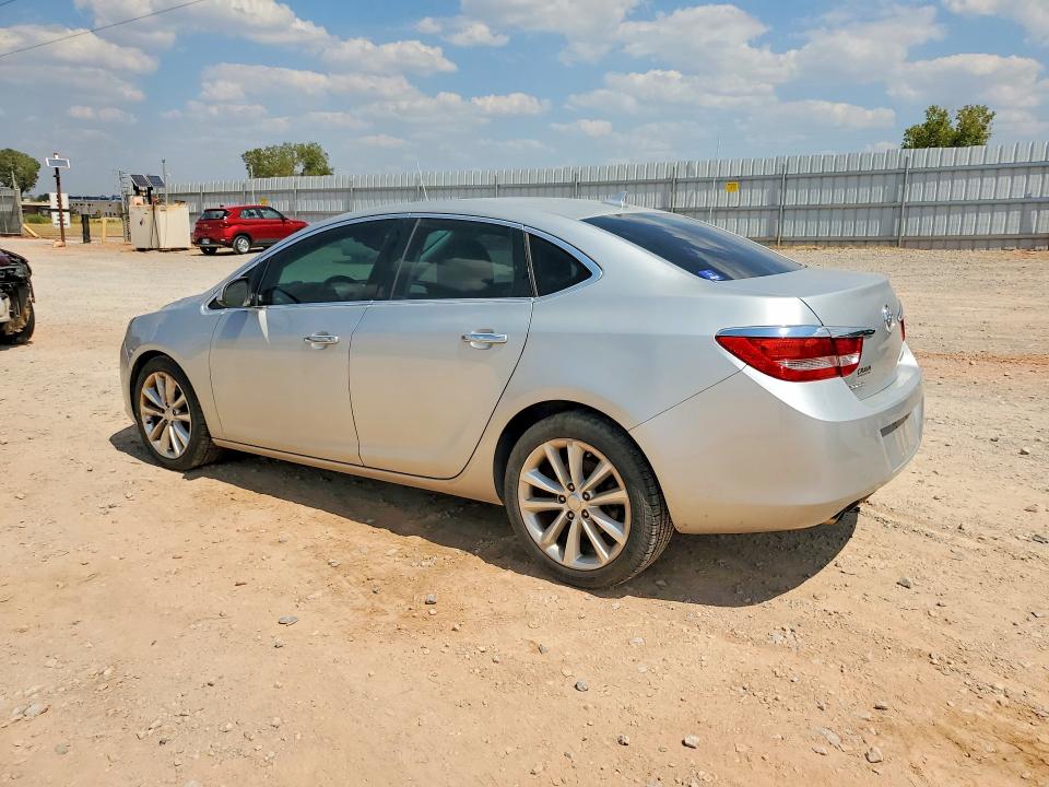 Photo 2 from auction – 2014 BUICK VERANO with VIN 1G4PP5SK1E4104806