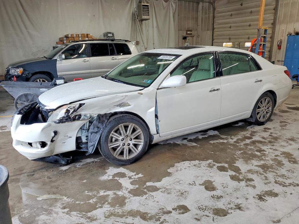 TOYOTA AVALON 2008 с VIN 4T1BK36B58U314921 - Снимка от търг