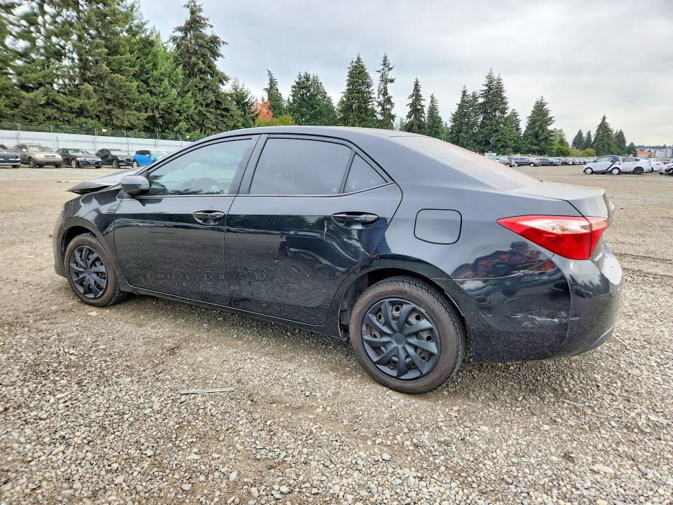 Photo 2 from auction – 2018 TOYOTA COROLLA with VIN 5YFBURHE0JP815212
