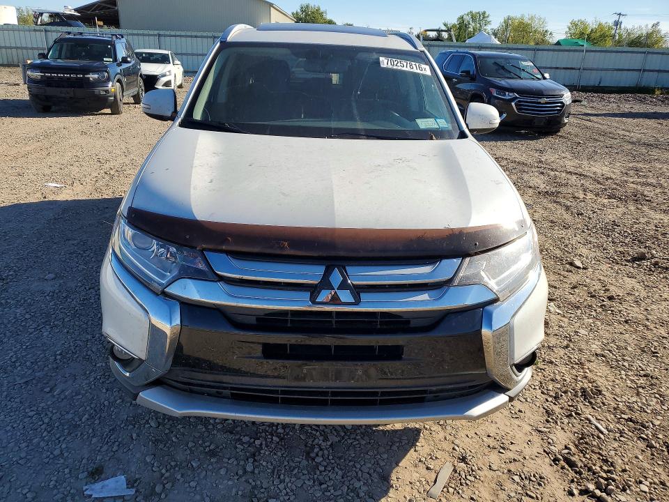 Photo 5 from auction – 2017 MITSUBISHI OUTLANDER with VIN JA4AZ3A39HZ057593
