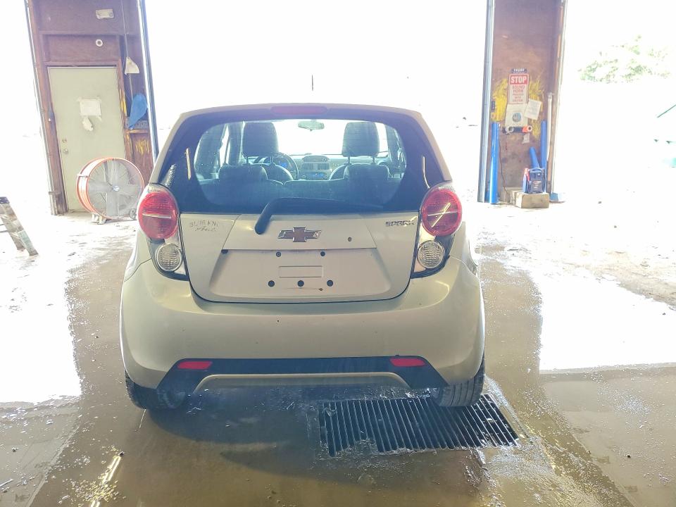 Снимка 6 от търг – 2013 CHEVROLET SPARK с VIN KL8CB6S92DC570567
