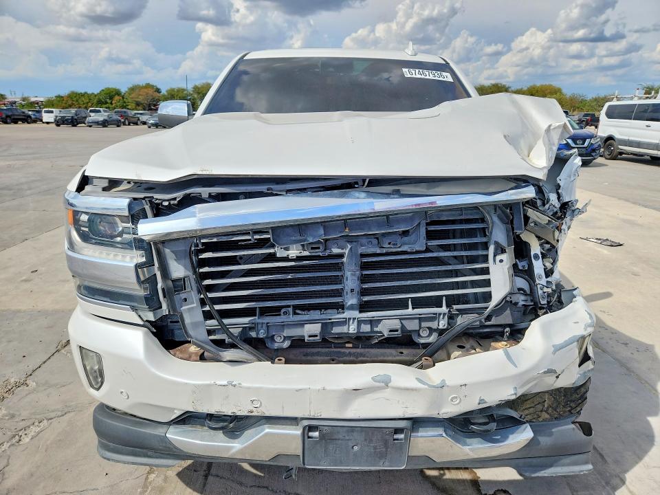 Foto 5 de la subasta – 2018 CHEVROLET SILVERADO con VIN 3GCUKTEC1JG186905