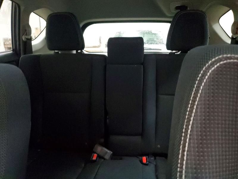 Снимка 10 от търг – 2017 TOYOTA RAV4 с VIN JTMRFREV9HJ124157