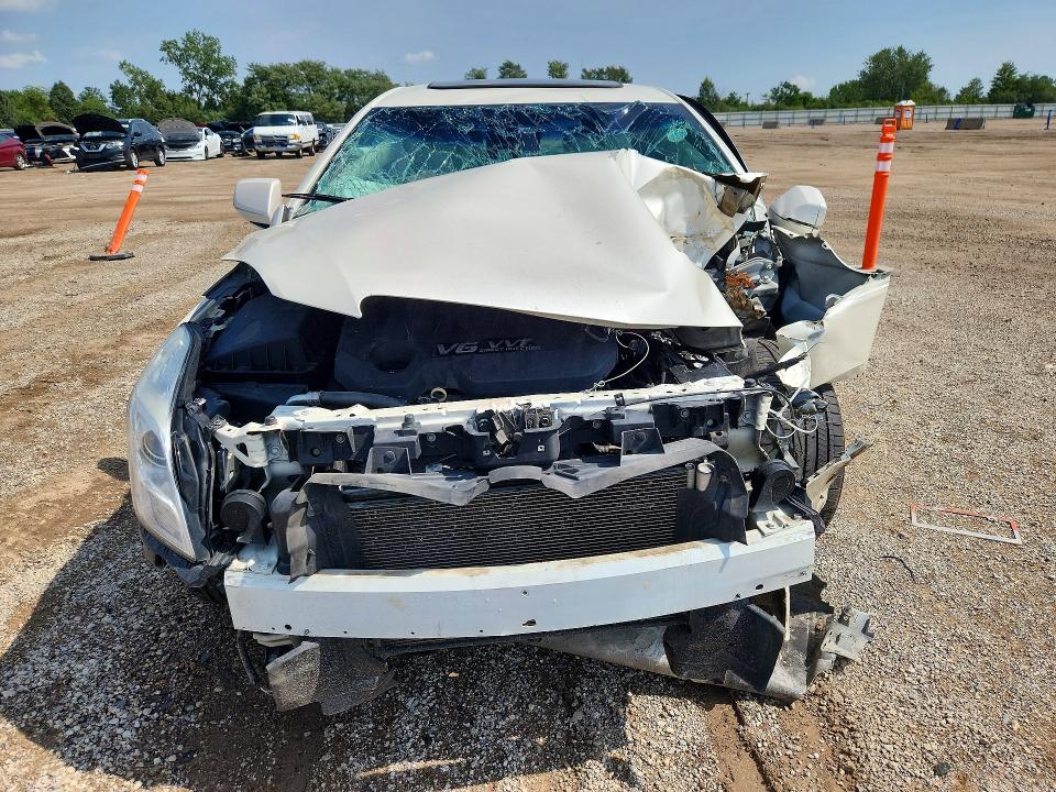 Photo 5 from auction – 2013 CADILLAC XTS with VIN 2G61P5S39D9118096