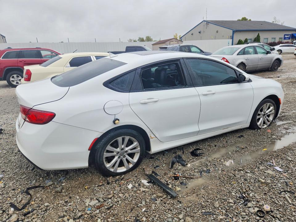 Foto 3 de la subasta – 2015 CHRYSLER 200 con VIN 1C3CCCBBXFN539312