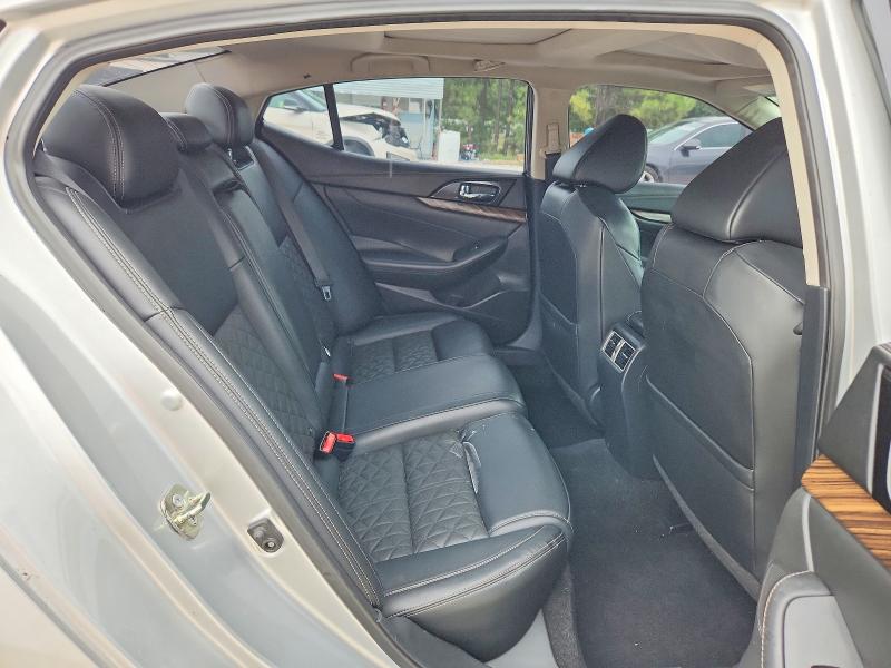 Снимка 10 от търг – 2017 NISSAN MAXIMA с VIN 1N4AA6AP0HC390145
