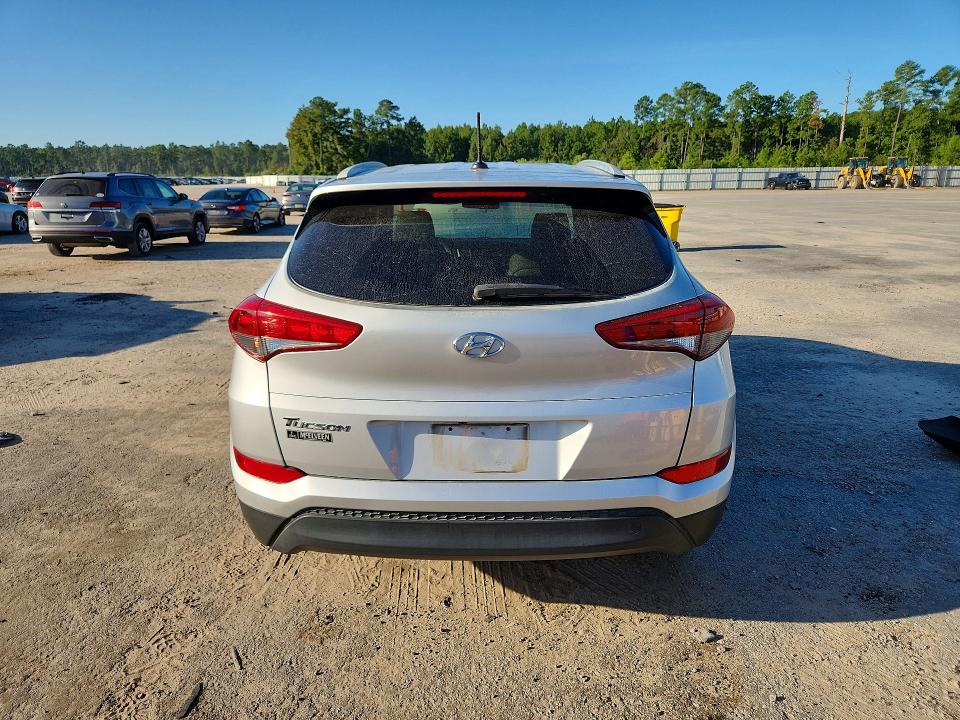 Photo 6 from auction – 2016 HYUNDAI TUCSON with VIN KM8J33A43GU091326
