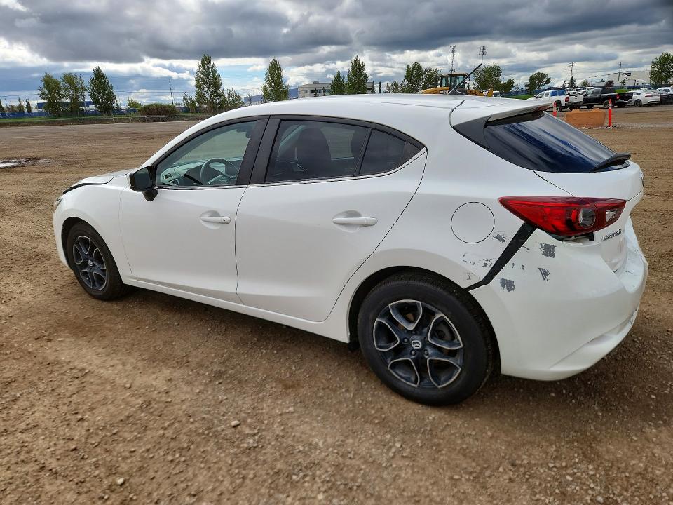 Foto 2 de la subasta – 2018 MAZDA 3 con VIN JM1BN1L76J1189967