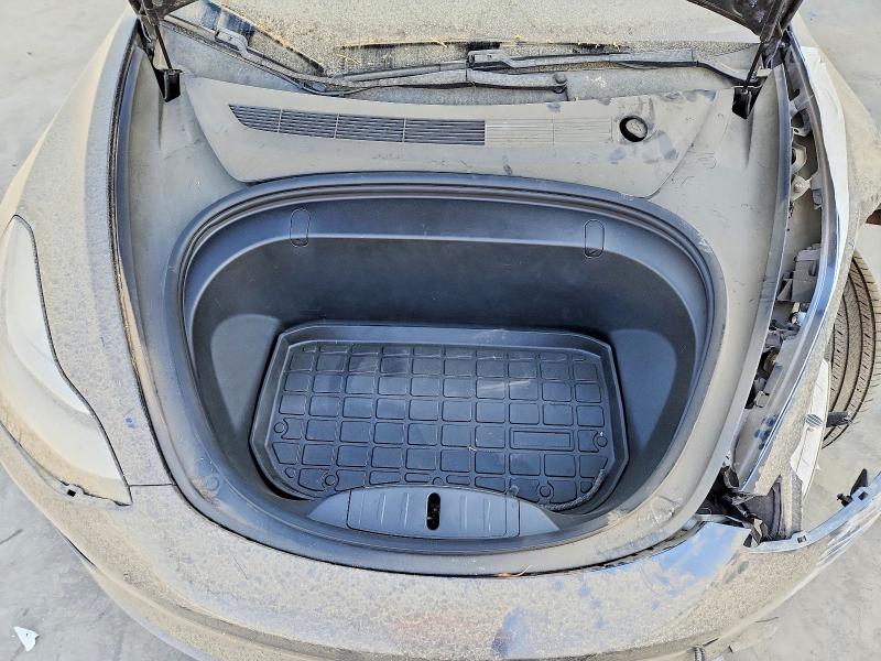 Снимка 11 от търг – 2019 TESLA MODEL 3 с VIN 5YJ3E1EB3KF450423