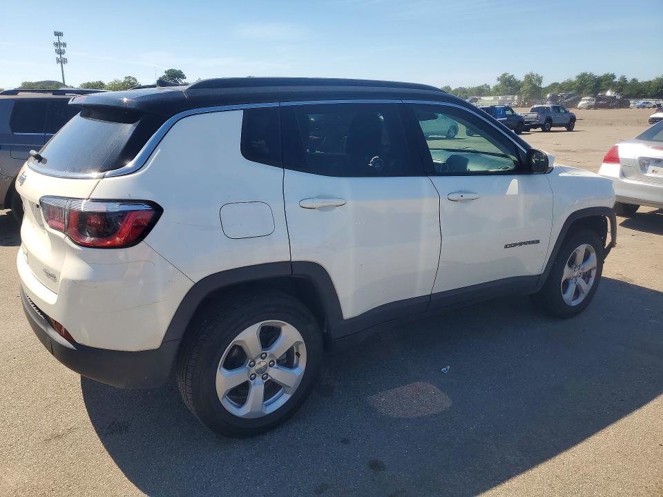 Photo 3 from auction – 2019 JEEP COMPASS with VIN 3C4NJDBB7KT807226