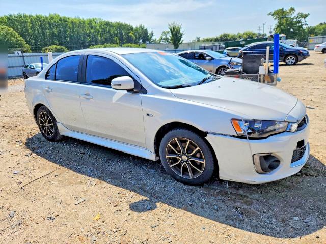 Zdjęcie 4 z aukcji – 2017 MITSUBISHI LANCER z VIN JA32U2FU4HU007393